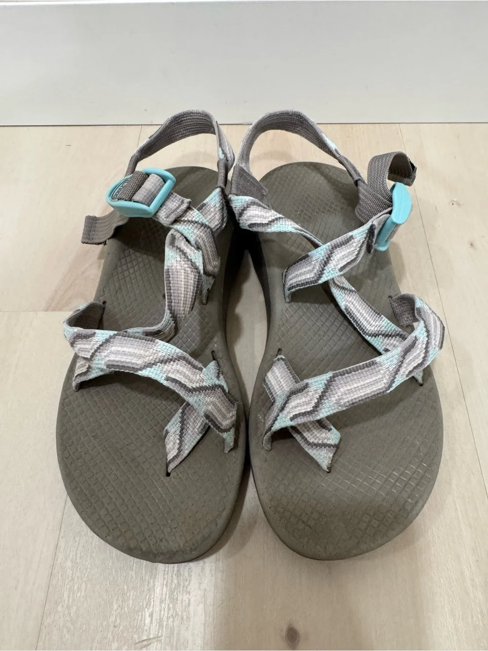 Chaco Sandals Women's Size 7  Z/Cloud 2 Sandals - Candy Gray